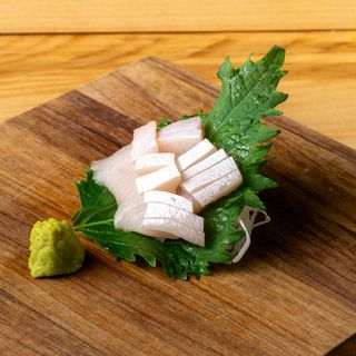 Sashimi De Hamachi-Toro (2 Pzs.)