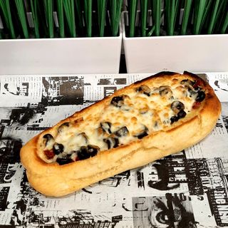 Пълнозърнеста ГИГАНТ "Салами" (450гр)