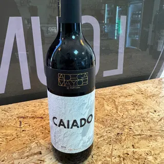 Caiado Meio Tinto