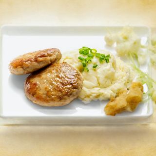 Котлеты говяжие с пюре