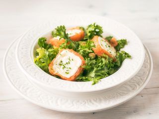 Ensalada de rulo de cabra