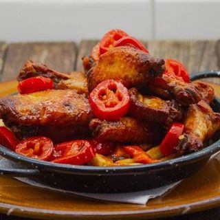 Alitas de Pollo Picantes