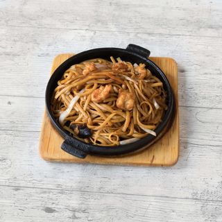 803. Tallarines Con Gambas Al Volcán