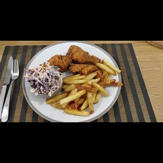 3 Pc Chicken & Chips Coleslow