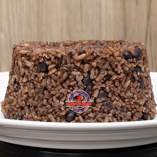 MORO DE HABICHUELA NEGRA CON COCO