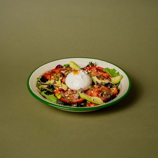 Ensalada Tropical Burrata