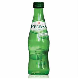 Agua con gas Pedras (250 ml)