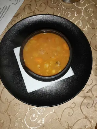 Grah s mesom ili kobasicom