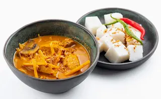 Curry opor cu tofu, muguri de bambus, ciuperci (iute)- Opor sayur