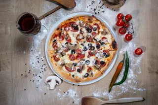 Pizza Yin & Yang