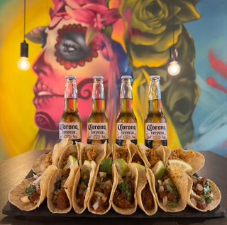 20 Tacos y 4 Bebidas Especial