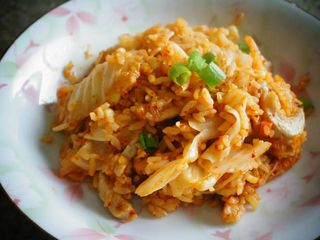 29 Pržena riža sa kiselim kupusom