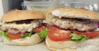 Hamburguesa De Ternera Completa