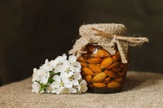 Miere cu migdale / Миндаль в меде