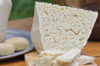 ქარხნული ყველი 500გ