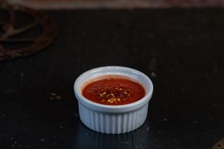 sos de roșii picant