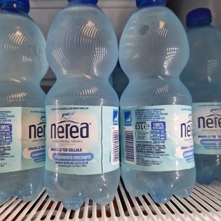 Acqua frizzante 0.5l
