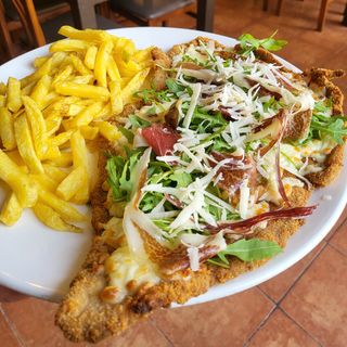 Milanesa IBERICA con papas fritas