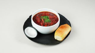 ბორში  არაჟანი & პური