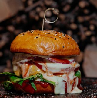 ბურგერი საქონლის ხორცის