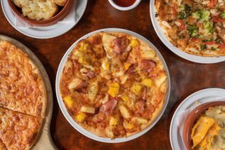 Pizza Tropical (26 Cm.)