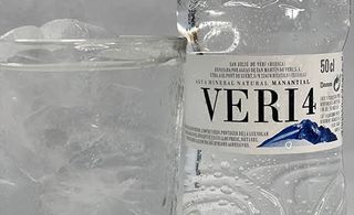 Agua Mineral Con Gas