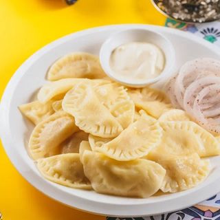 Домашние вареники с картофелем (380 гр.)