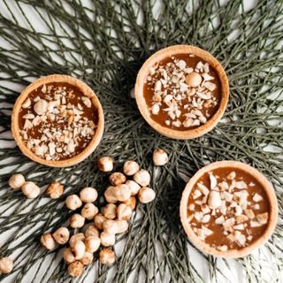 Орехов тарт със солен карамел (1бр)