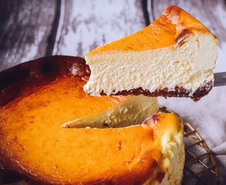 Kawa flat white średnia 250ml + sernik