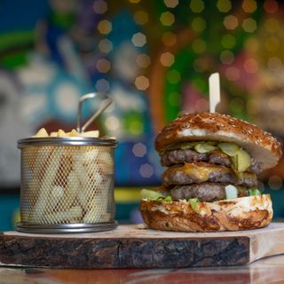 SuperSaiyan 3 burger