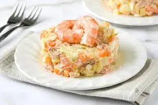 Tapa De Ensaladilla De Langostinos