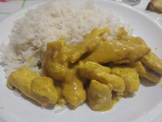 Riso al curry con pollo