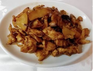 76 Cerdo Con Setas Y Bambú