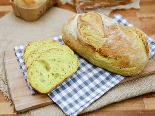 Paine taraneasca turmeric