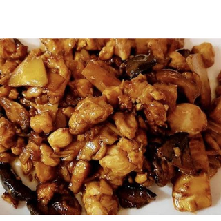 73. Pollo Con Bambú Y Setas Chinas