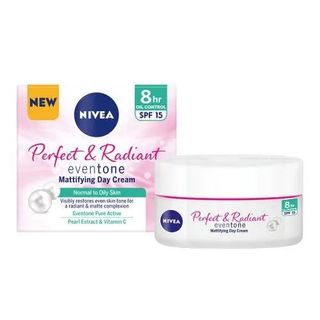 Nivea perfect and Radiant Even Tone Light Moisturiser 50ml