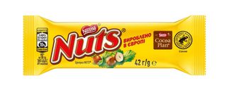 Цукерки Nestlé Nuts з цілою ліщиною 42г