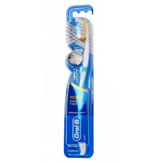 Brosse à dents pro-expert clinic m38 - La brosse à dents - ORAL-B