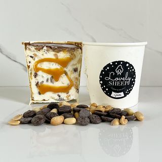 Lovely Sheep Gelato Snickers Glace Grand Pot 475ml