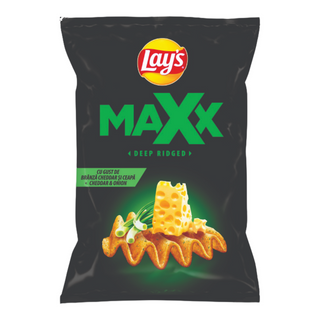 Lay's Maxx Cheddar & Onion Chips, 115 g