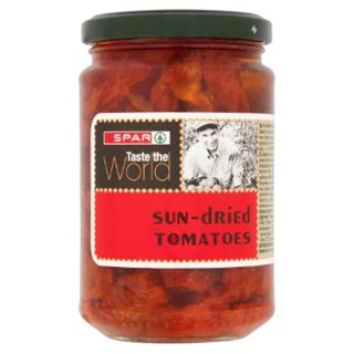 Томаты SPAR TTW вялен. в масле 285г ст/б