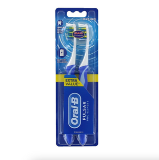 Oral-B Pulsar Battery-Powered Twin Brush, 2 Medium