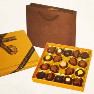Čokoladne praline Bolçi Butik kutija zlatna 230 gr