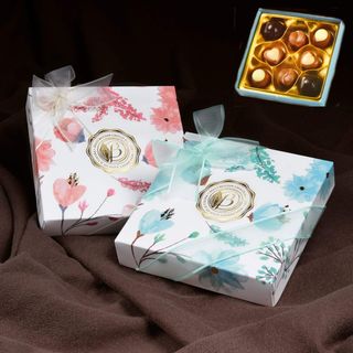 Čokoladne praline Bolçi Butik cvjetna kutija  roza 100 gr