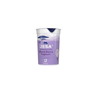 Fresh dairy yoghurt Mixed Berries cup