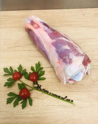 Teleća koljenica cca 2kg/kom