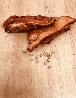 Špic, Suha Rebra Kg