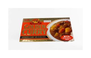 S&B golden Curry Mild 220g