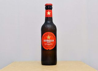 Бира Estrella Damm Barcelona Lager 4,6% бутилка (330ml)
