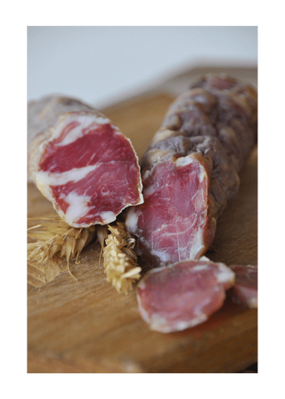 Delikates meso u ovitku-svinjsko